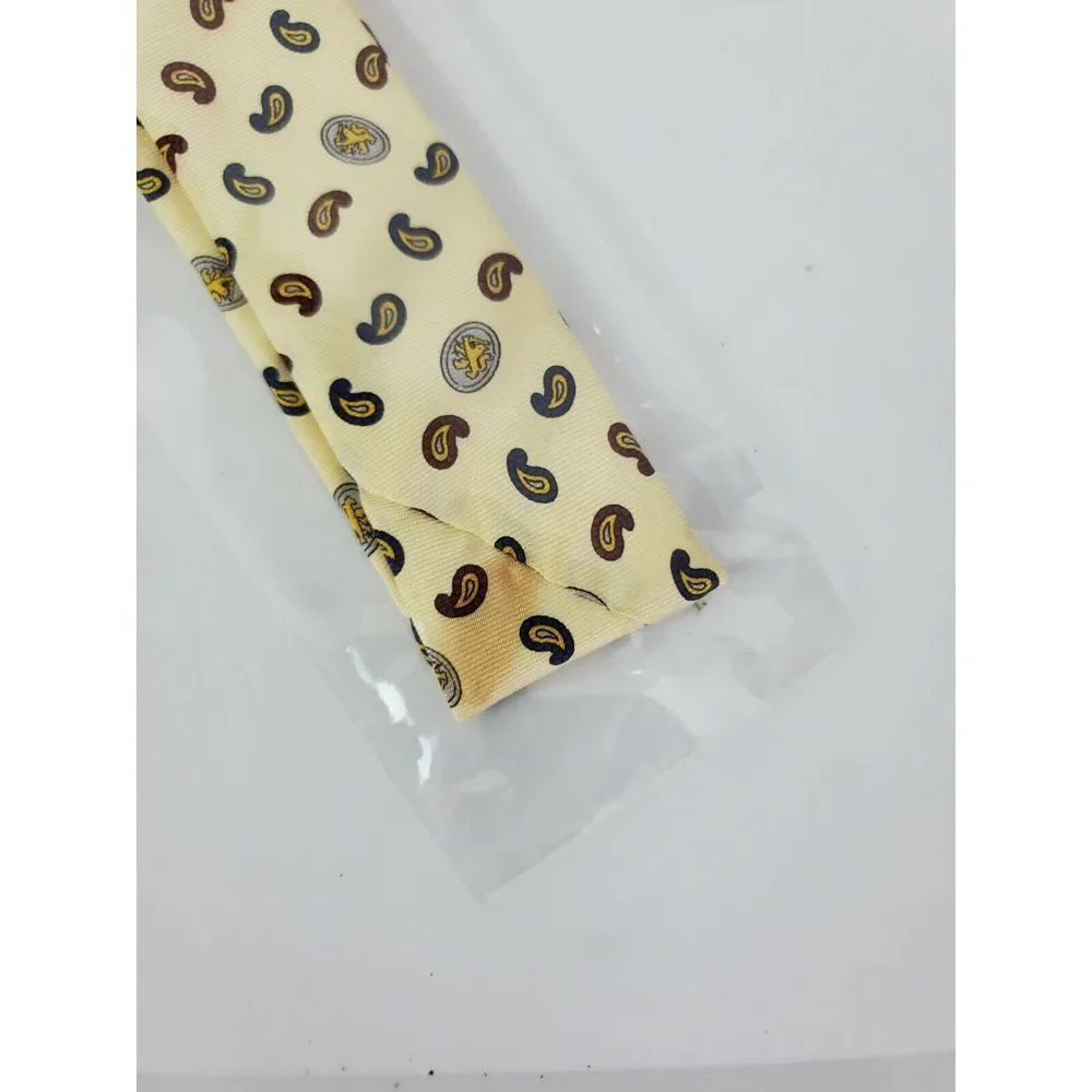 New Tommy Hilfiger Men's Paisley Silk Tie Cream Print‎ (With Defects)